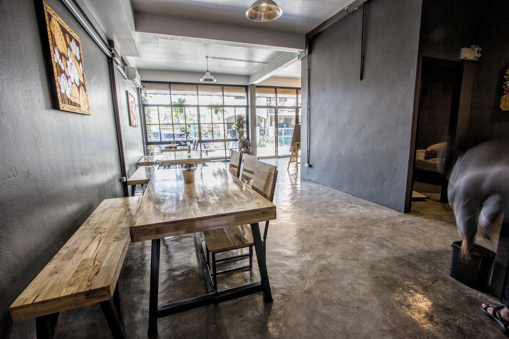 Sleep Airport Chiang Mai Bed and Breakfast Buitenkant foto
